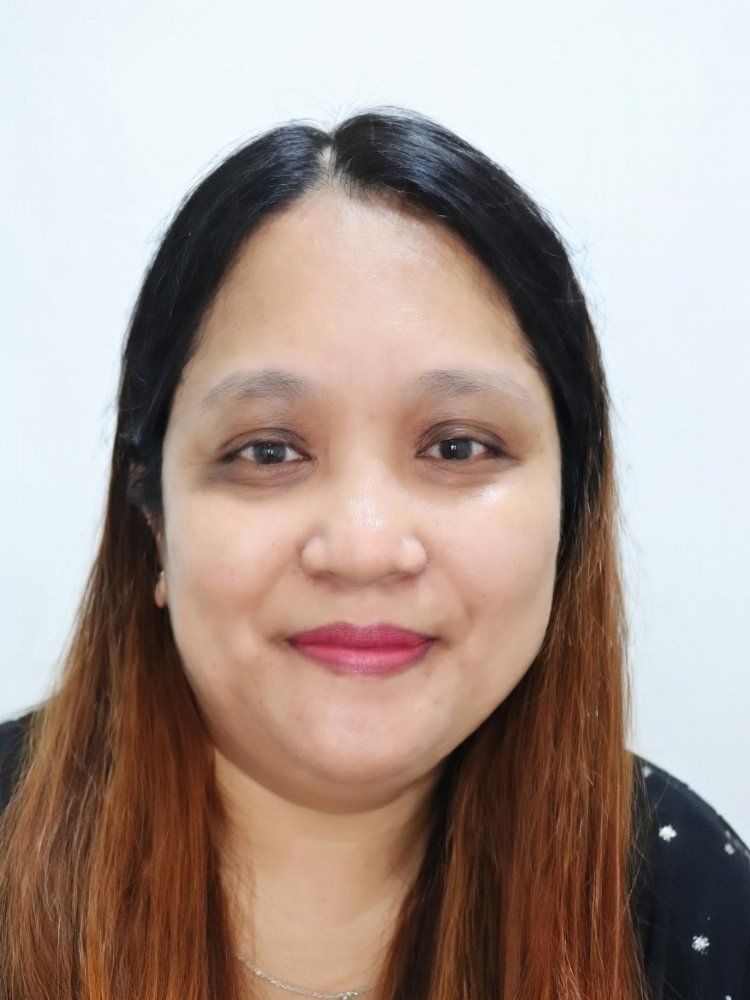 Roscielle, 4 años de experiencia - Empleada del hogar filipina
